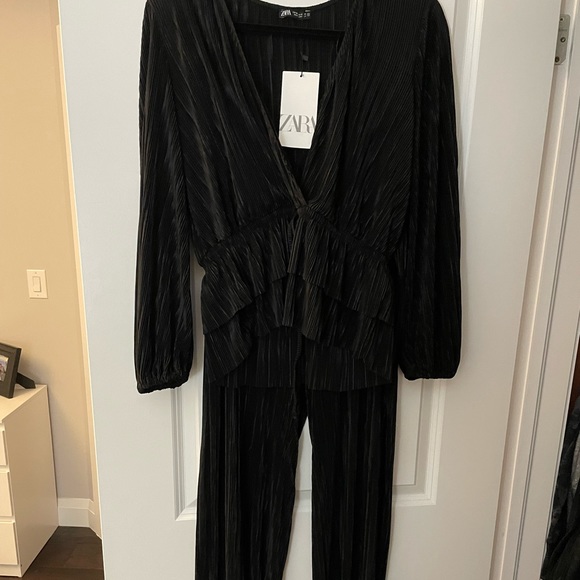 Zara black two piece outfit - Picture 3 of 3